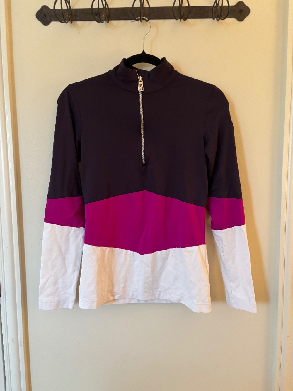 New Toni Sailer zip up